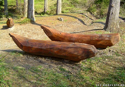 Die Harzgondeln - ein Kunstobjekt am Liebesbankweg Harzgondeln am Liebesbankweg