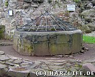 Burgruine Hohnstein - Burgbrunnen